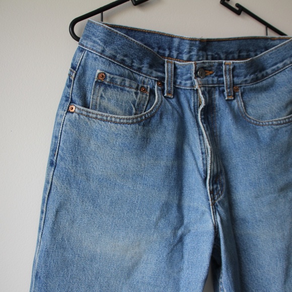 Vintage Levi's 550; Mens; 31x32; Relaxed Tapered Leg; Made in Canada - Picture 4 of 8